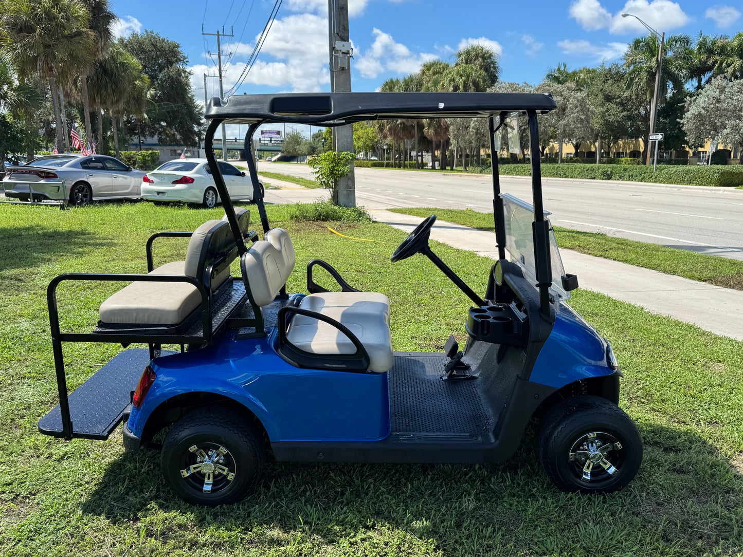 2019 E-Z-GO RXV ELITE LITHIUM GOLF CART BLUE 4 PASSENGER