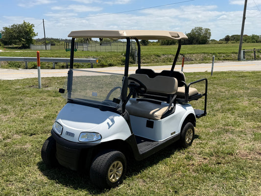 2020 EZGO RXV ELITE LITHIUM GOLF CART 4 PASSENGER WHITE