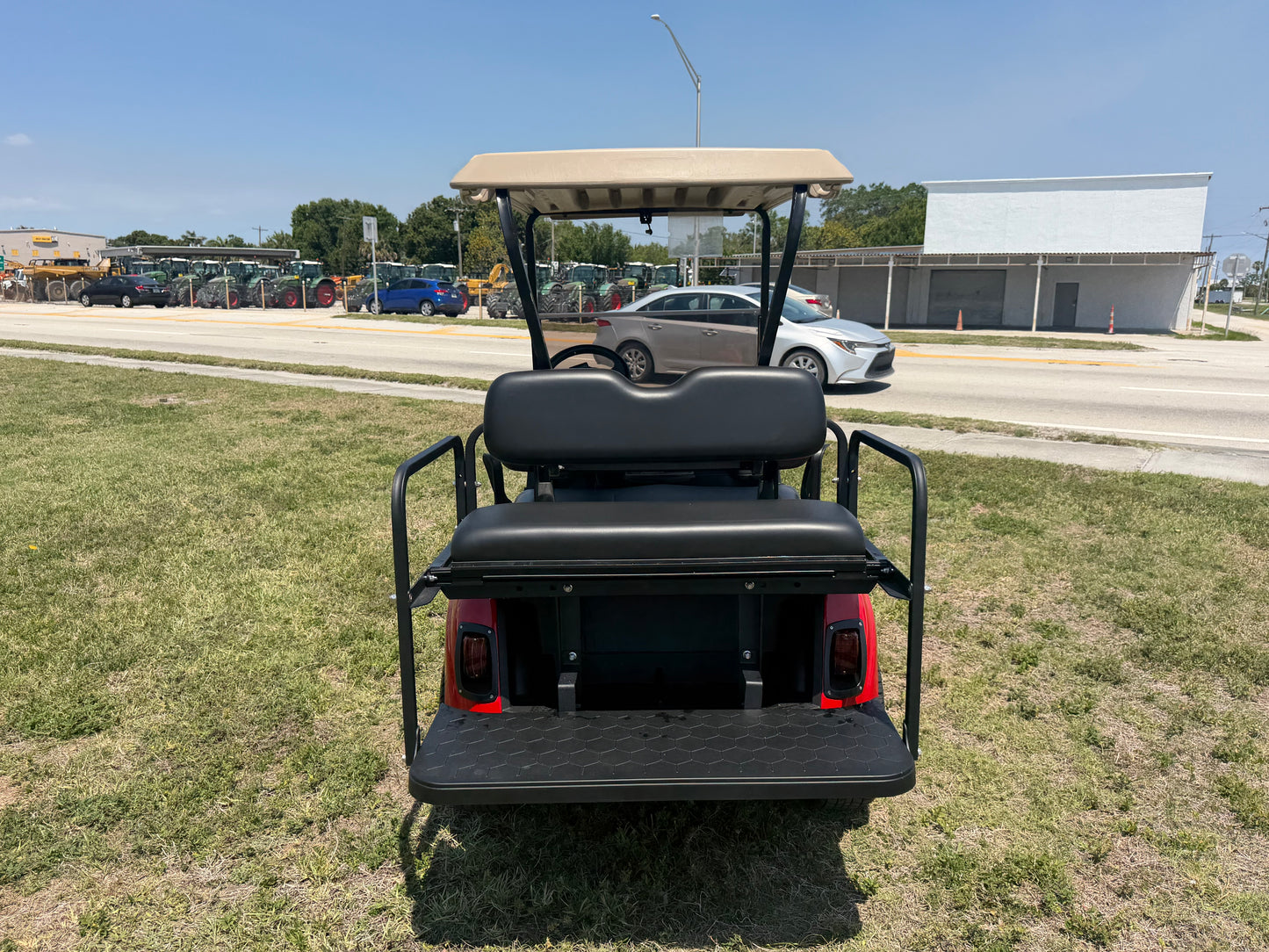 2020 EZGO RXV ELITE LITHIUM GOLF CART 4 PASSENGER RED