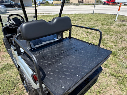 2020 EZGO RXV ELITE LITHIUM GOLF CART 4 PASSENGER