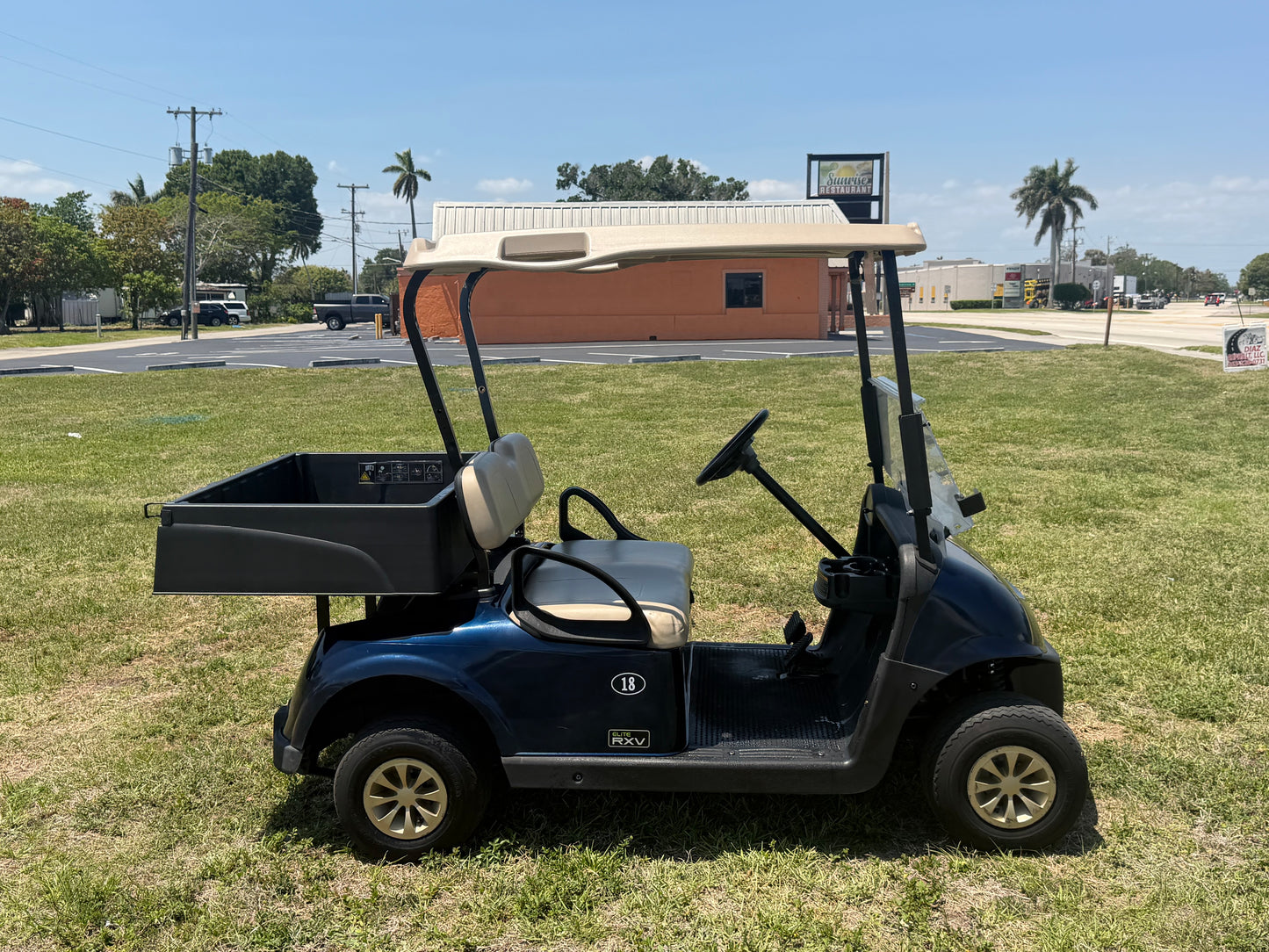 2020 EZGO RXV ELITE LITHIUM GOLF CART 2 PASSENGER BLUE UTILITY BED MAINTENANCE CART