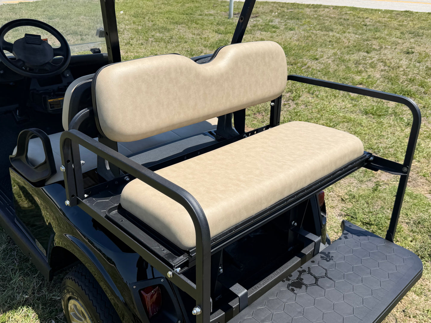 2020 EZGO RXV ELITE LITHIUM GOLF CART 4 PASSENGER BLACK