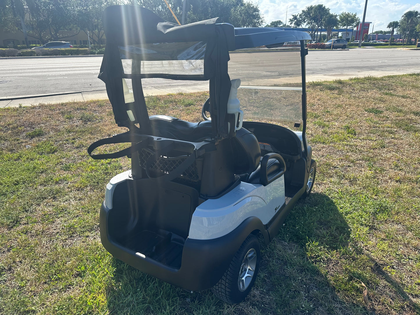 2020 Club Car Tempo Golf Cart Gray w/ Premium Seats + Wheels Off lease golf cart for sale in Fort Lauderdale, Florida. golfcartdeals.com