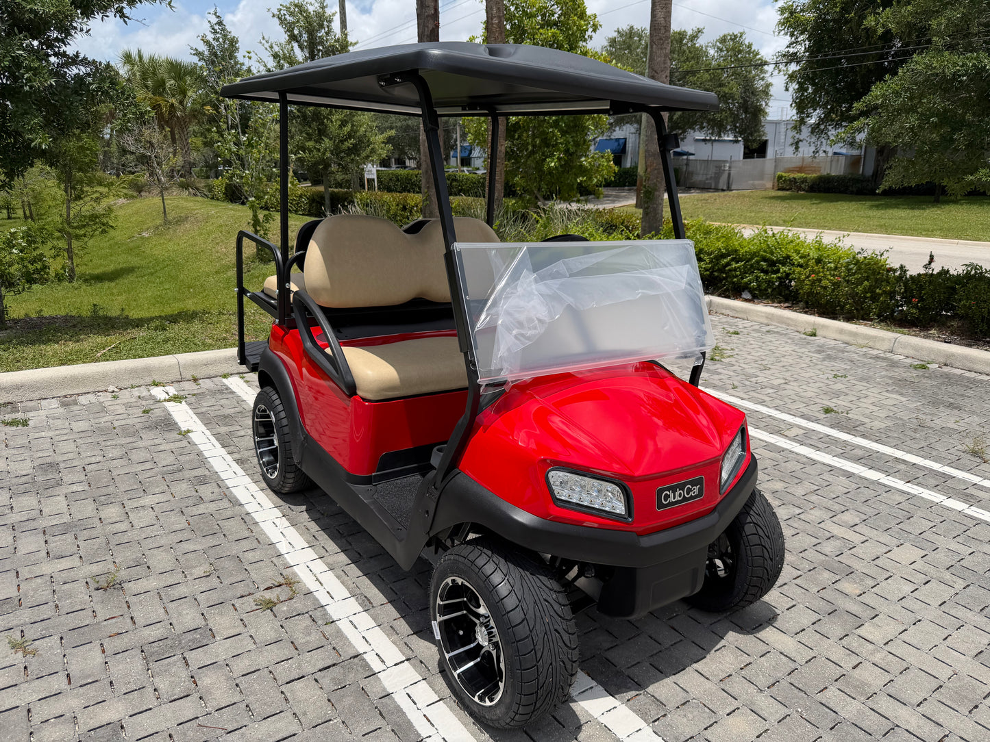 2020 CLUB CAR TEMPO LITHIUM REFURBISHED 4-PASSENGER GOLF CART - RED