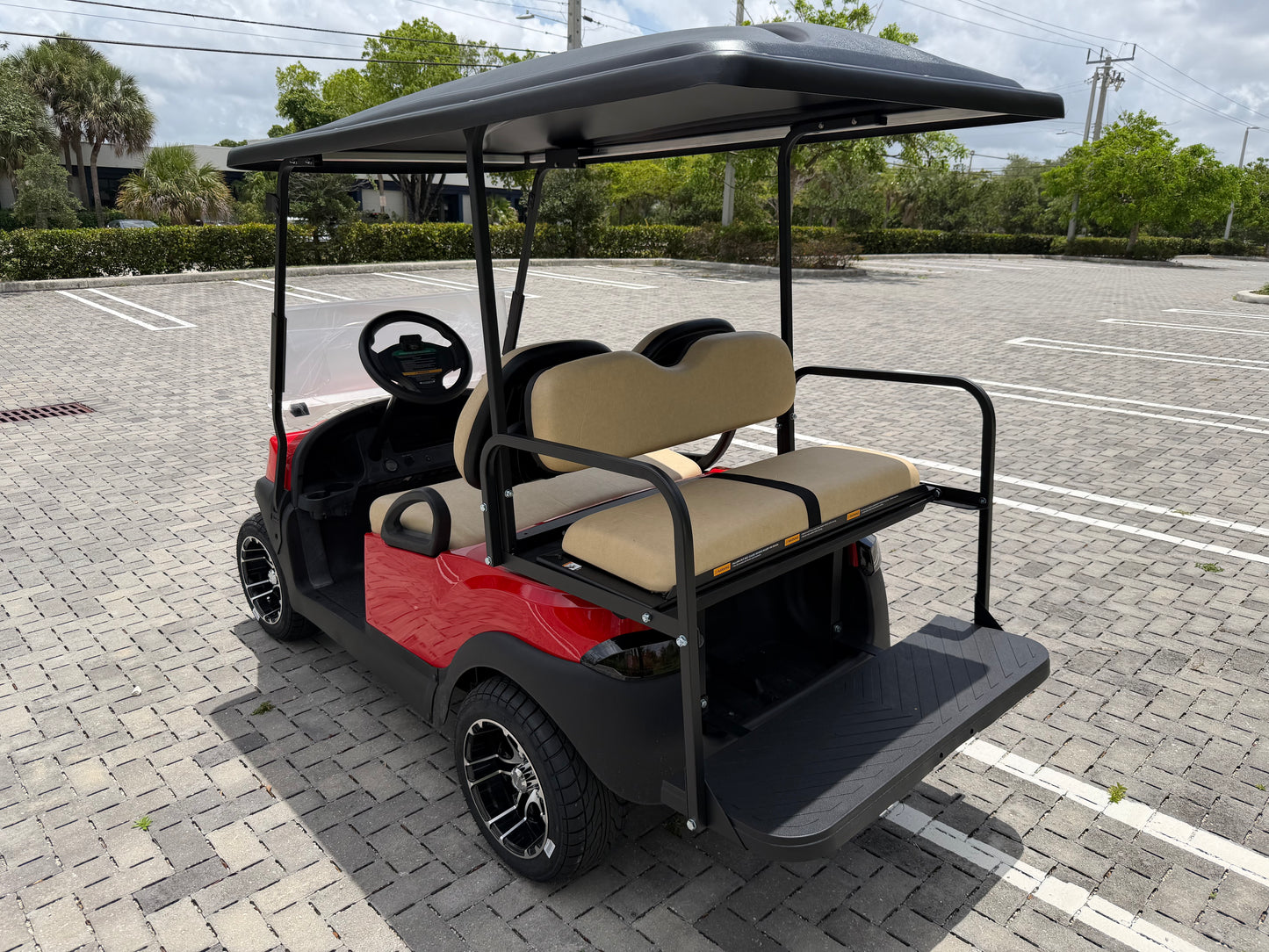 2020 CLUB CAR TEMPO LITHIUM REFURBISHED 4-PASSENGER GOLF CART - RED
