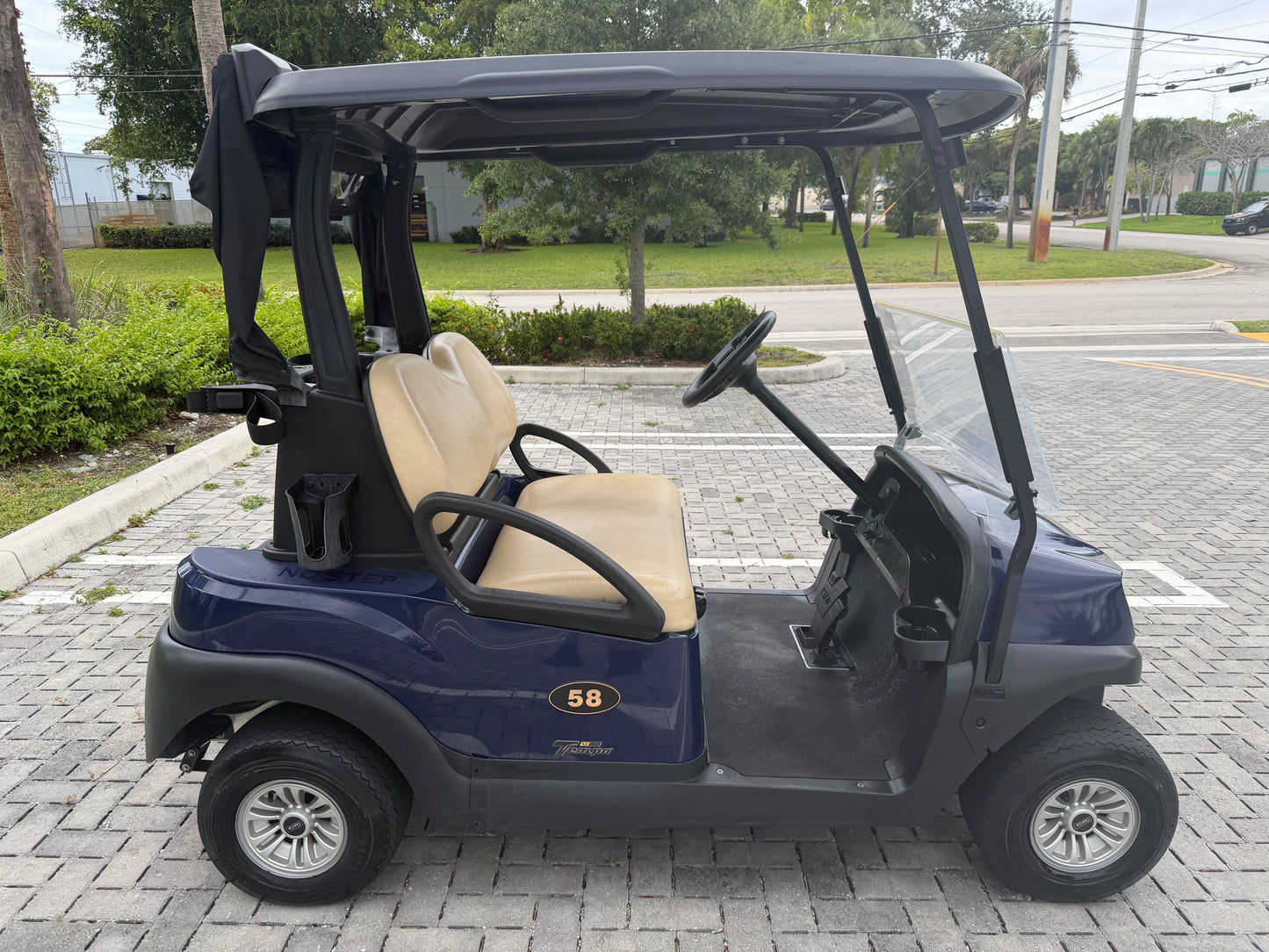 2020 CLUB CAR TEMPO LITHIUM 2-PASSENGER GOLF CART - BLUE