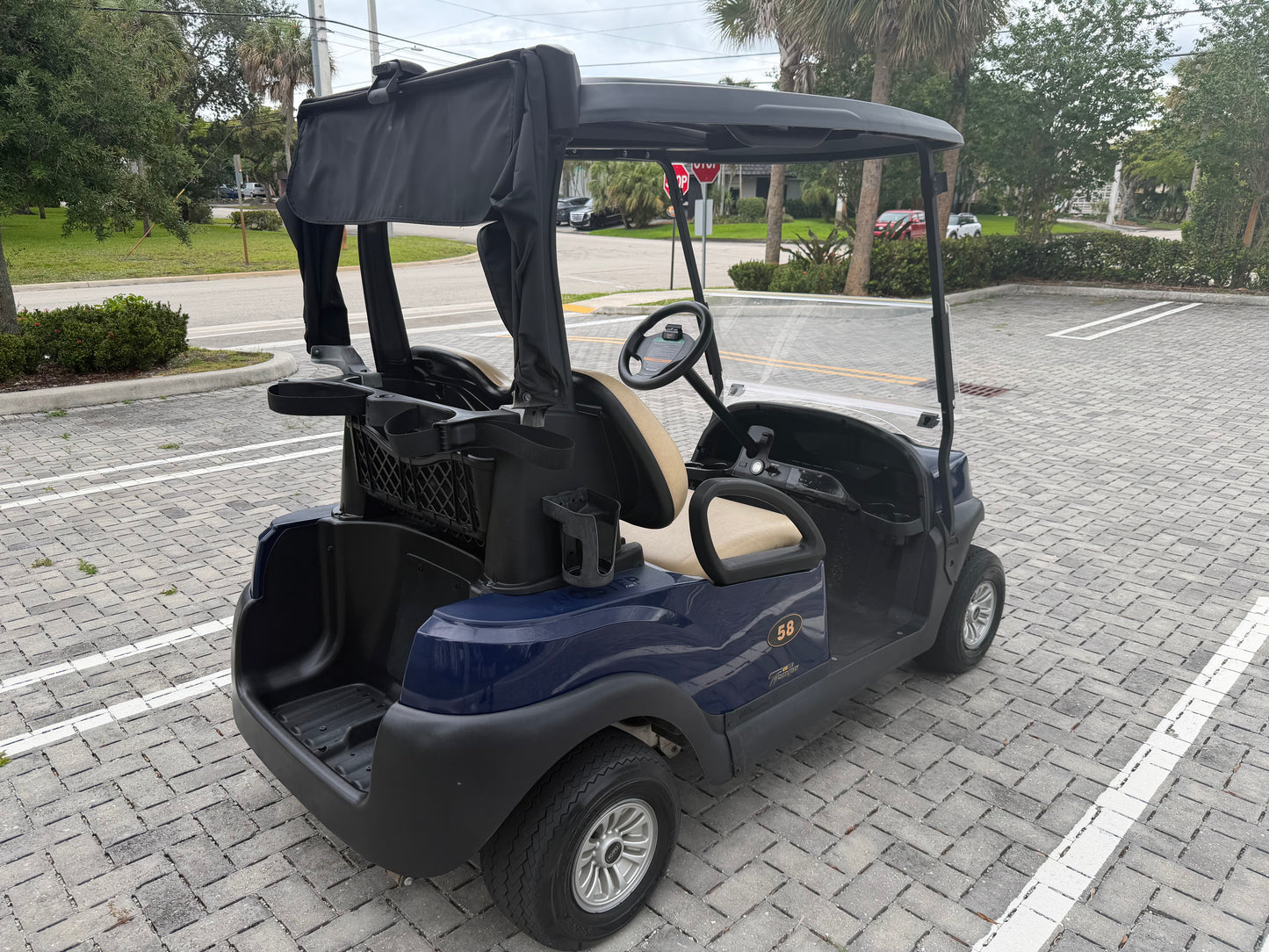 2020 CLUB CAR TEMPO LITHIUM 2-PASSENGER GOLF CART - BLUE