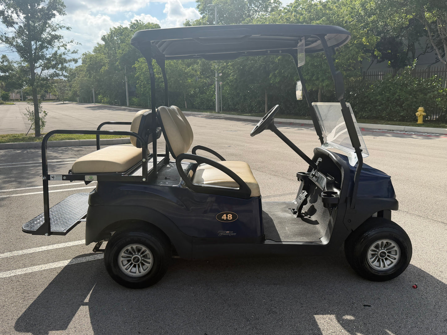 2020 CLUB CAR TEMPO LITHIUM 4-PASSENGER GOLF CART - BLUE