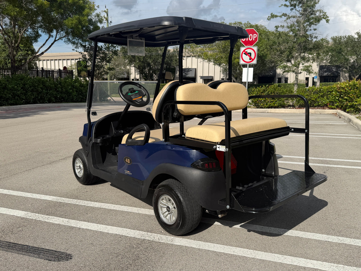 2020 CLUB CAR TEMPO LITHIUM 4-PASSENGER GOLF CART - BLUE