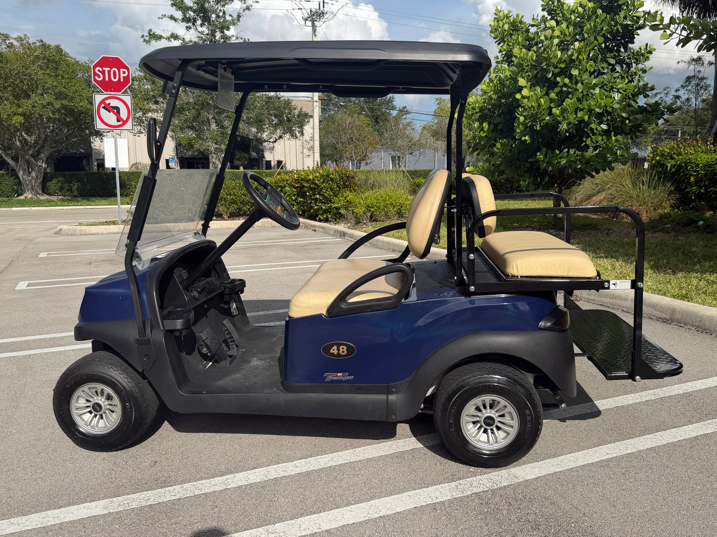 2020 CLUB CAR TEMPO LITHIUM 4-PASSENGER GOLF CART - BLUE