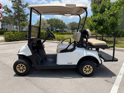 2020 EZGO RXV ELITE LITHIUM 4-PASSENGER GOLF CART - BRIGHT WHITE