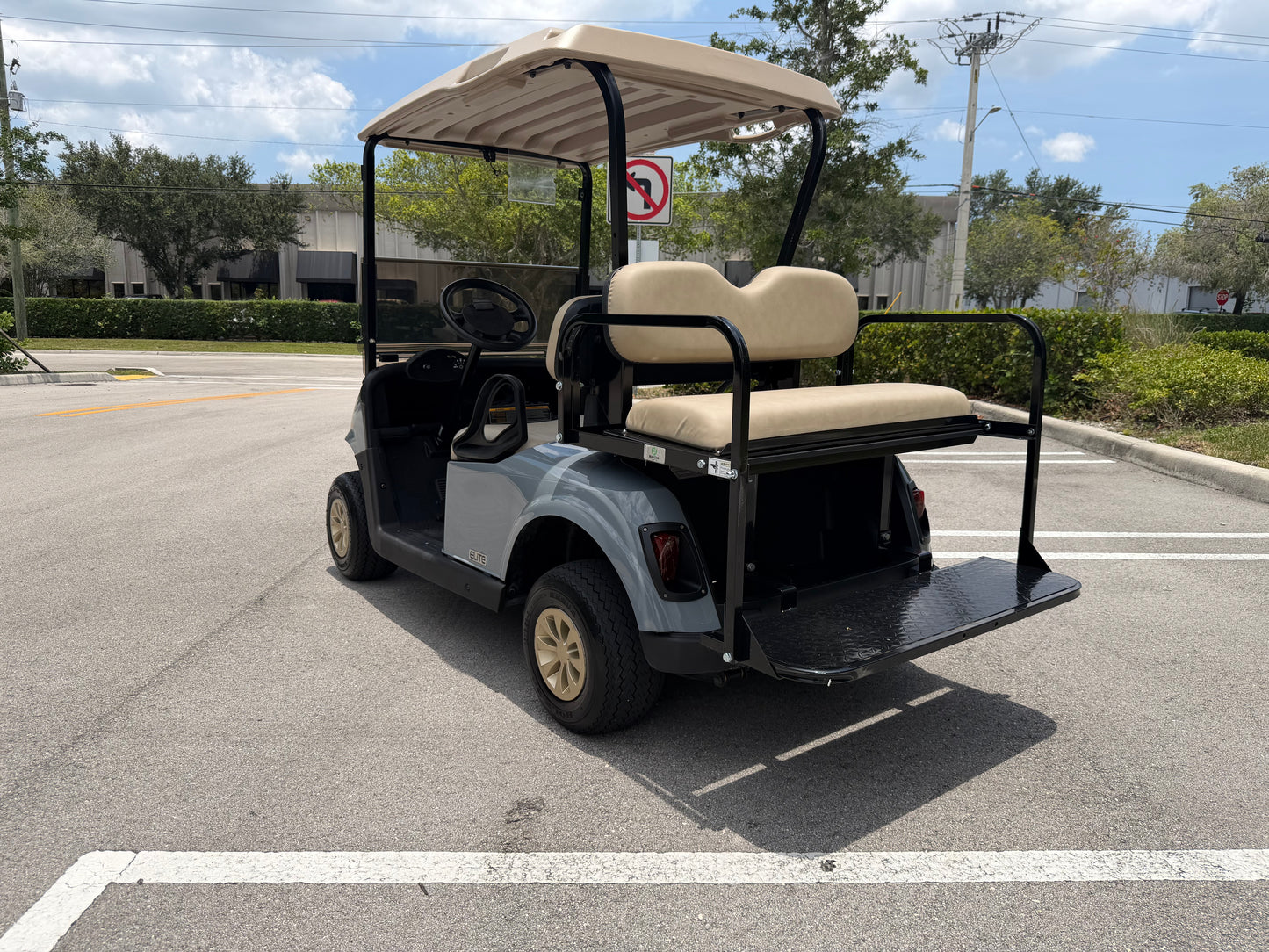 2020 EZGO RXV ELITE LITHIUM 4-PASSENGER GOLF CART - OCEAN GRAY