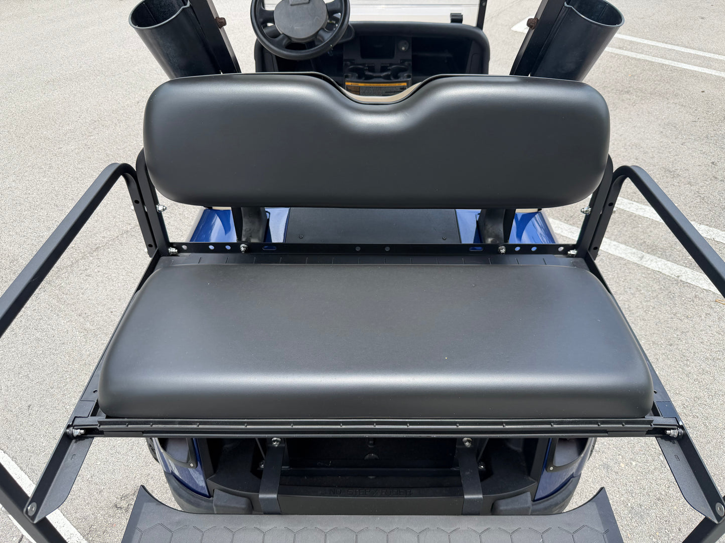 2020 EZGO RXV ELITE LITHIUM 4-PASSENGER GOLF CART - ELECTRIC BLUE